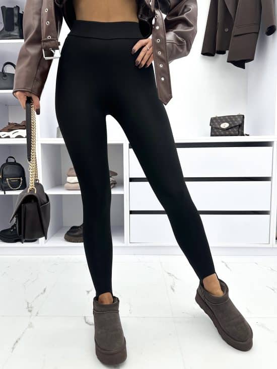 Legginsy Z Zapiętkami Czarne Kaya (3)