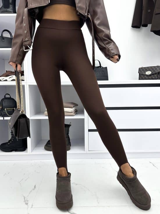 Legginsy Z Zapiętkami Czarne Kaya (7)