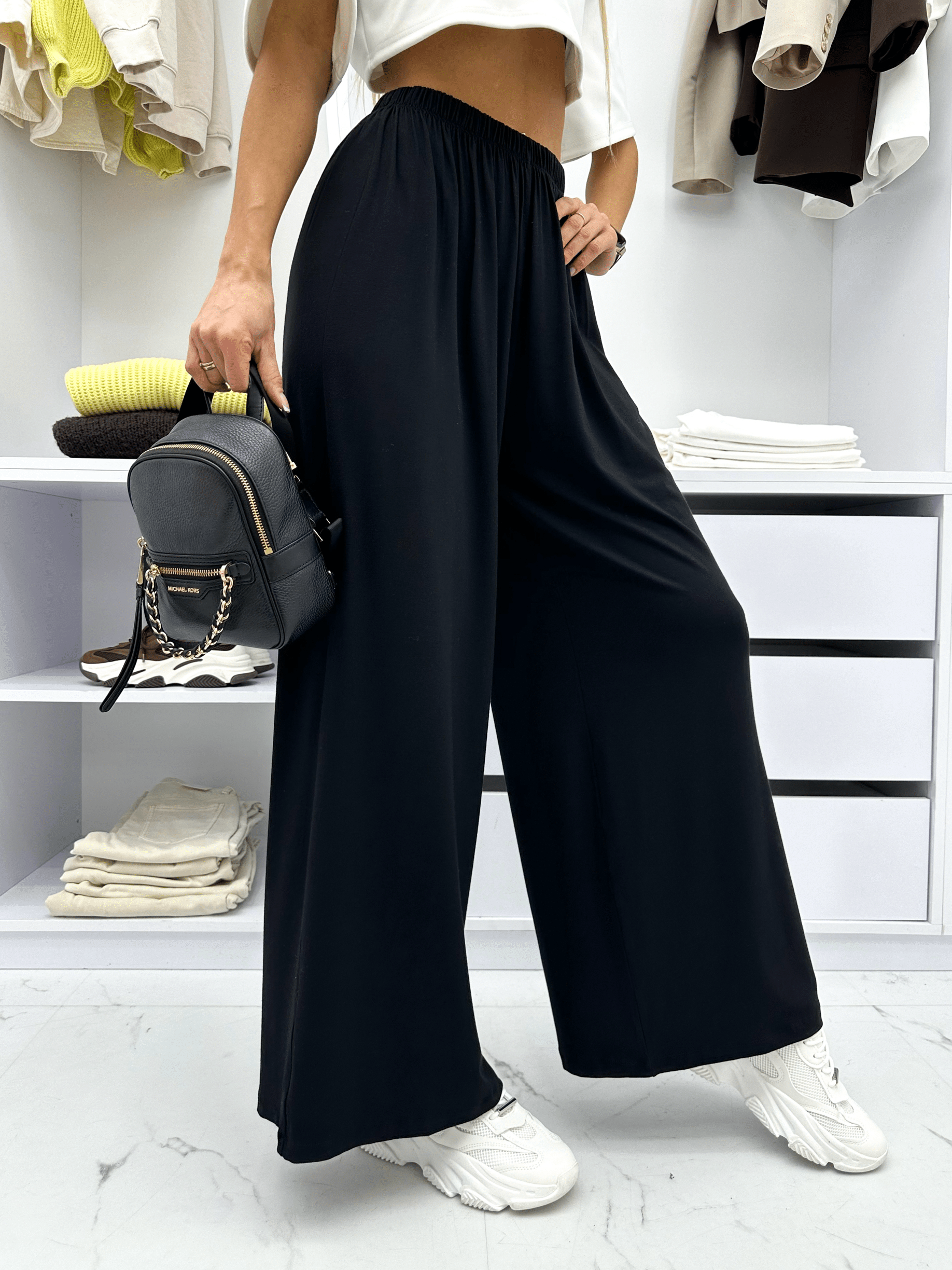 Spodnie wide leg czarne MIRABELL (1)