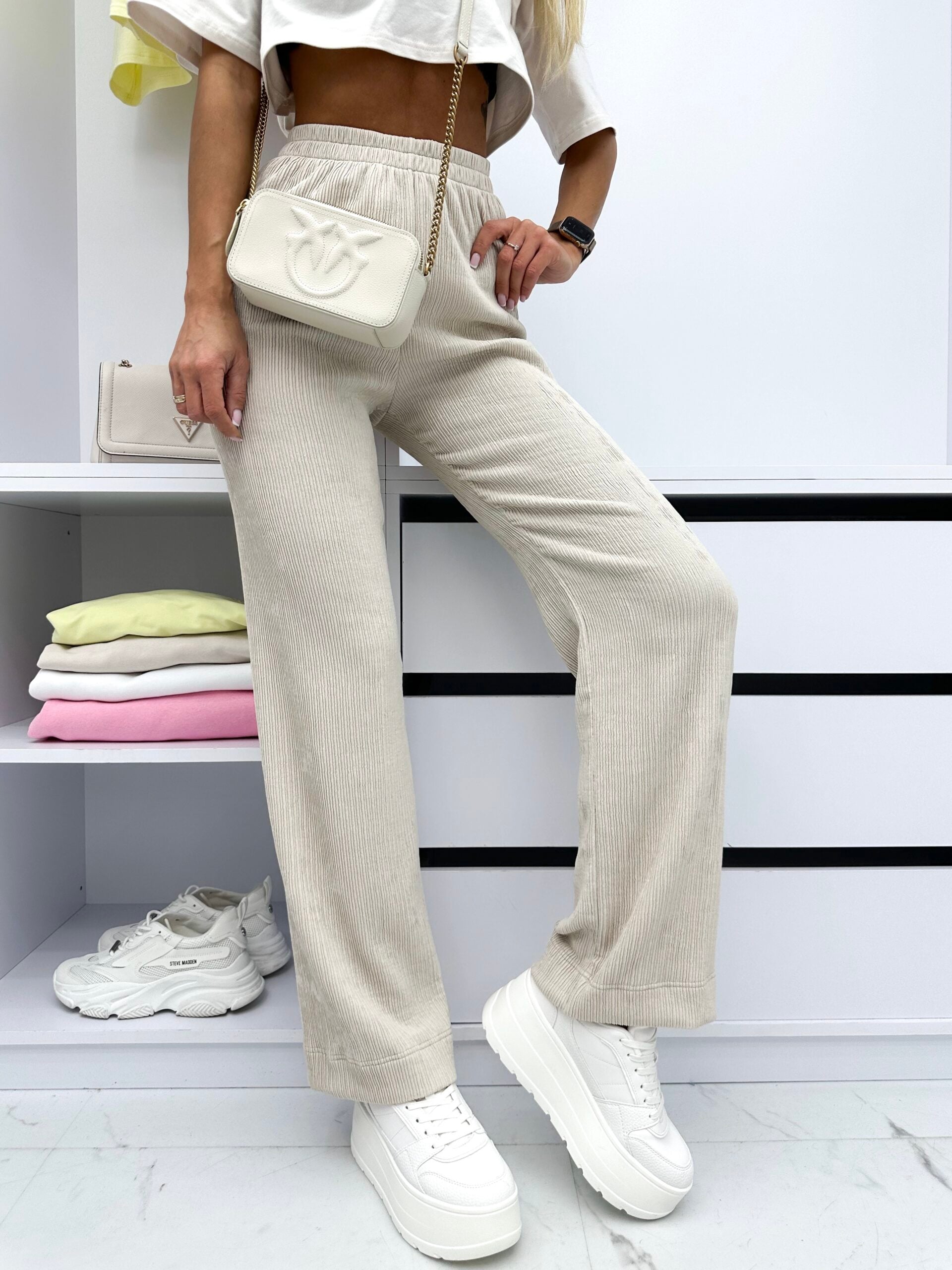 Spodnie wide leg beżowe BRONNY (1)